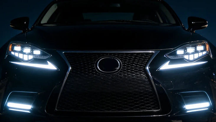 LED-Scheinwerfer für Lexus IS200 / IS250 / IS350 (2013–2016) – Lauflicht-Blinker, dynamische Startanimation