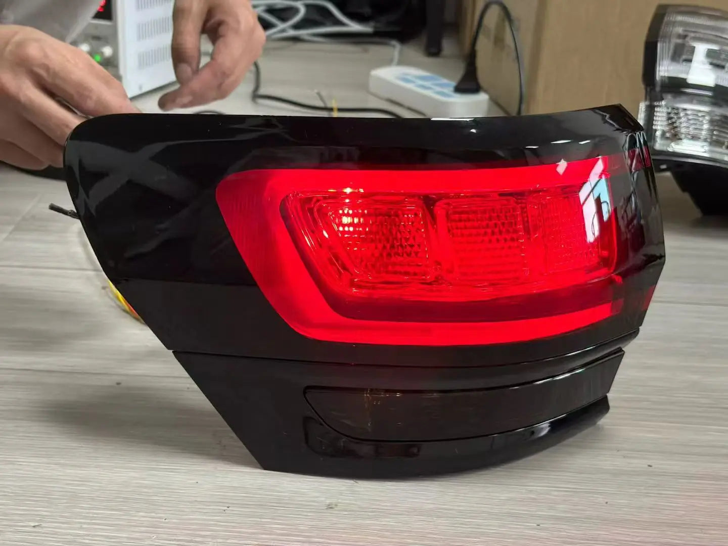LED Tail Lights for Jeep Grand Cherokee 2014-2021 – Plug & Play Rear Lamp Upgrade