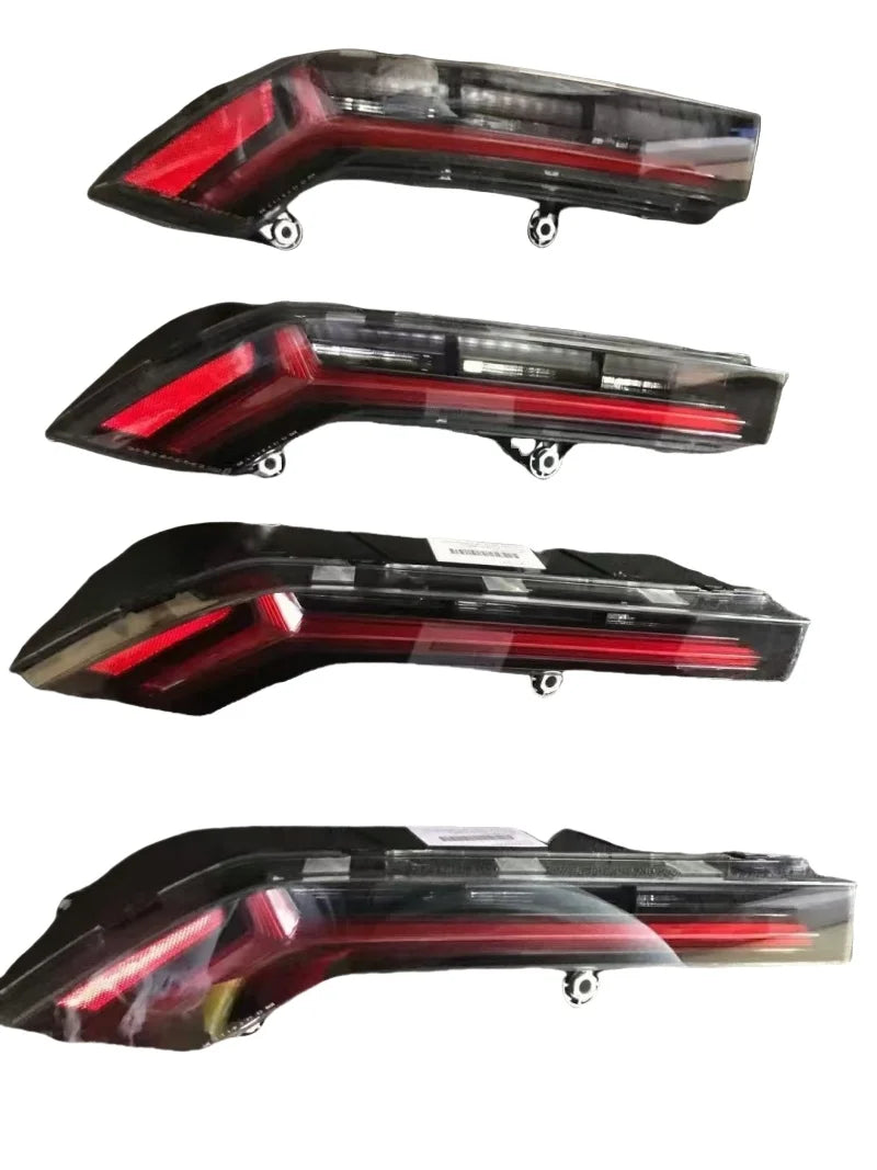 Suitable for Lamborghini Gallardo Huracan Aventador URUS Rear Tail Light Left and Right Taillights 4T0945095 4T0945096