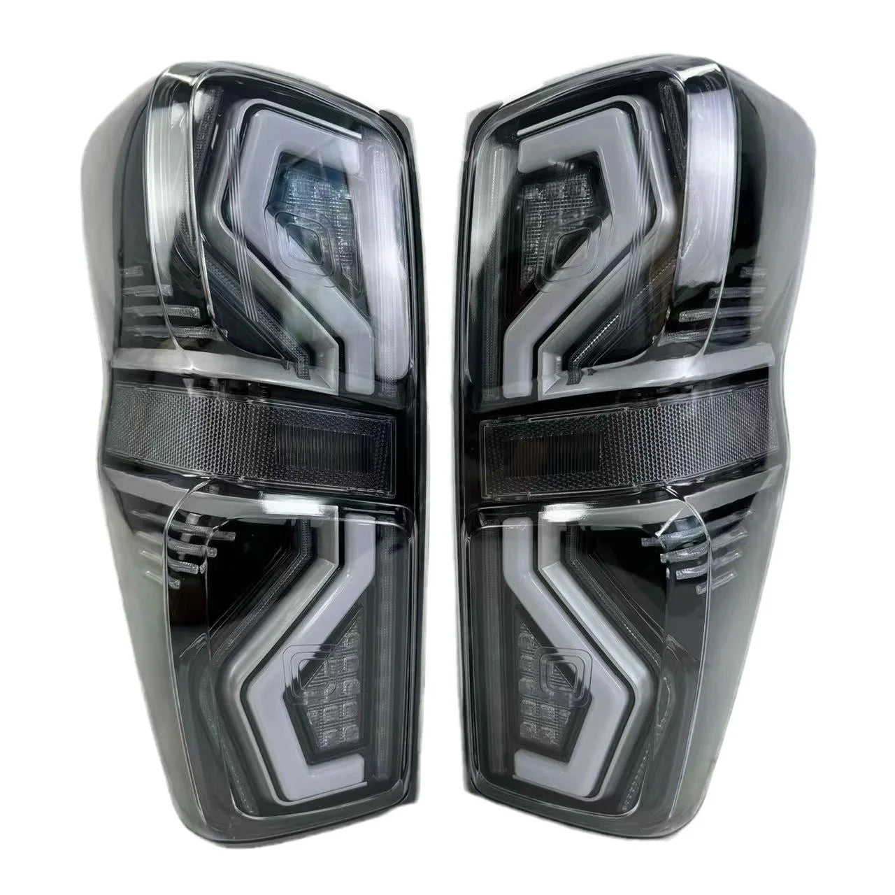 2020-2021 for Isuzu D-Max  Pickup Modified LED Rear Bumper Brake Light Warning Tail Light Assembly