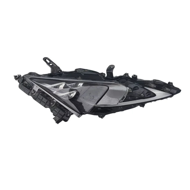 Lexus LC500 headlight – image 2