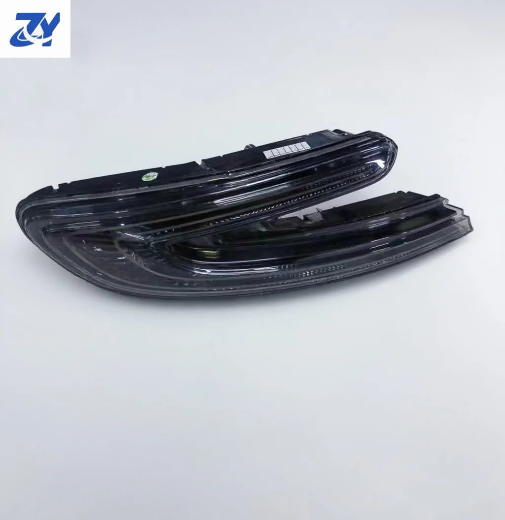Genuine OEM Tail Light for Aston Martin DB11 – Original Used Part (HY53-13405-AE / HY53-138452-AC)