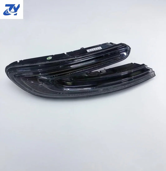 Genuine OEM Tail Light for Aston Martin DB11 – Original Used Part (HY53-13405-AE / HY53-138452-AC)