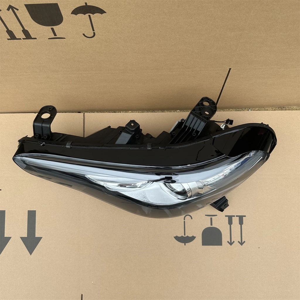 High Quality Original HID Headlamp Assembly for Alfa Romeo Giulia Stelvio SUV 2017-2022 New Condition Lights