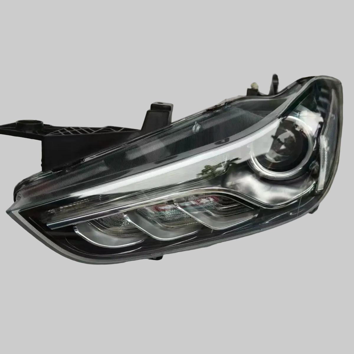 Koplamp voor Maserati Ghibli 2014–2021