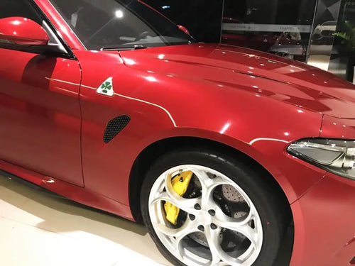 Carbon Fiber Engine Hood for Alfa Romeo Giulia (2017–2020) – Gloss 3K Twill Weave Performance Hood