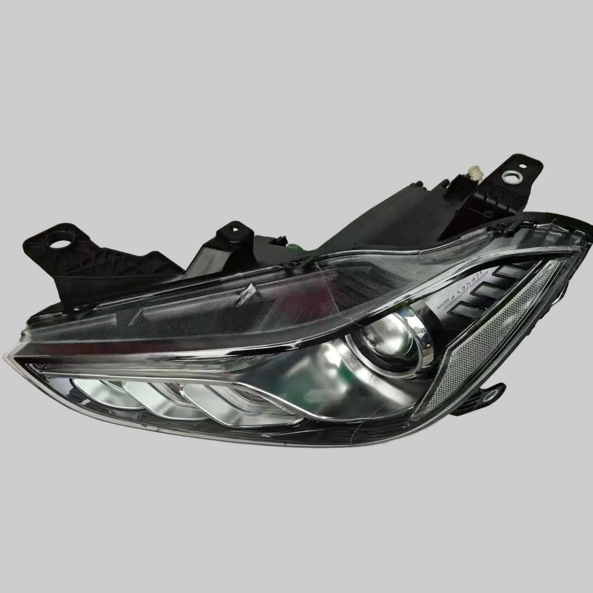 Koplamp voor Maserati Ghibli 2014–2021