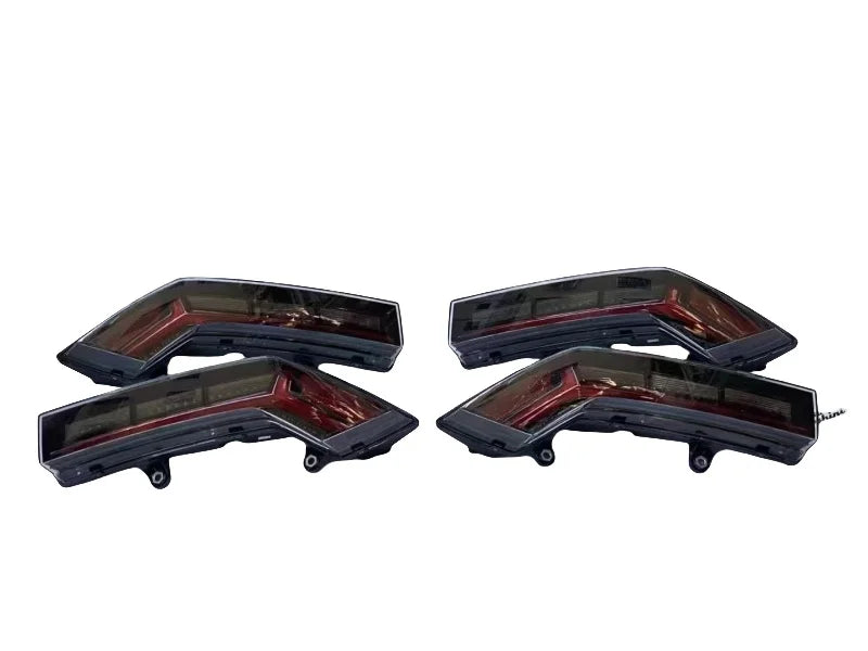 Suitable for Lamborghini Gallardo Huracan Aventador URUS Rear Tail Light Left and Right Taillights 4T0945095 4T0945096