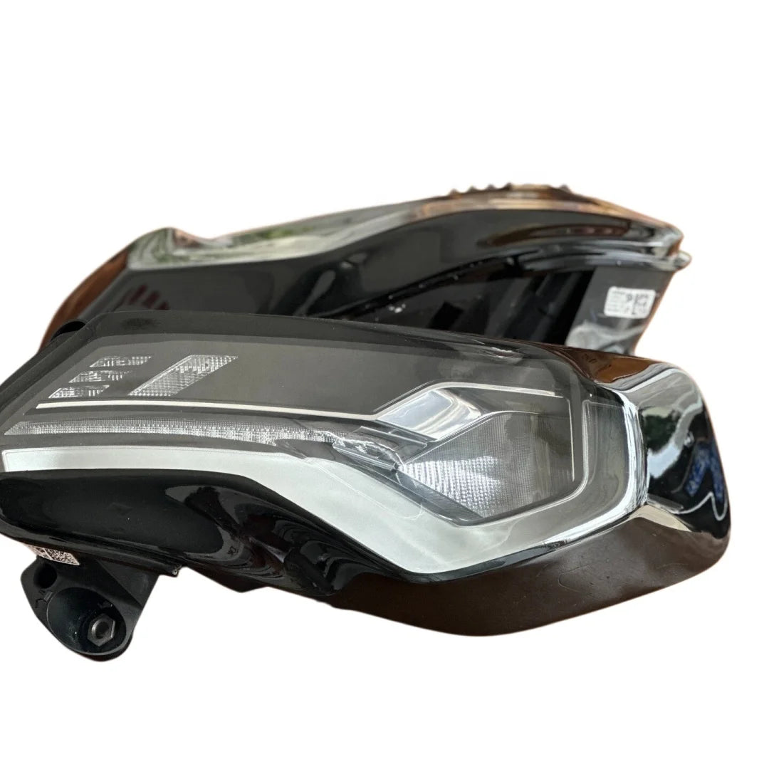 Venom Series LED Tail Lights for BMW M2 G87 – Clear Black Edition