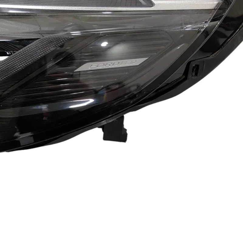 LED Headlight Assembly for Ford Explorer 2022-2024 – High-Performance Replacement Headlights Used