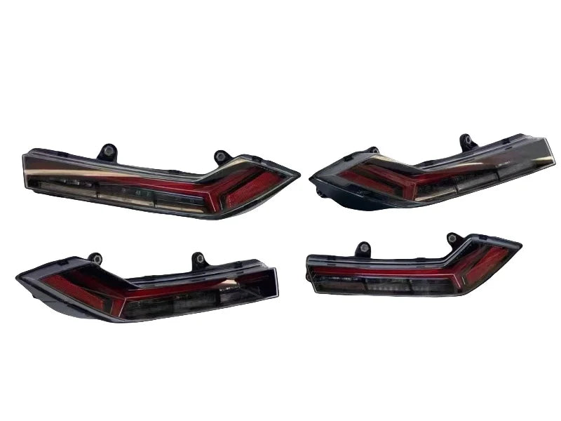 Suitable for Lamborghini Gallardo Huracan Aventador URUS Rear Tail Light Left and Right Taillights 4T0945095 4T0945096